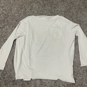 Lululemon Back In Action long sleeve shirt